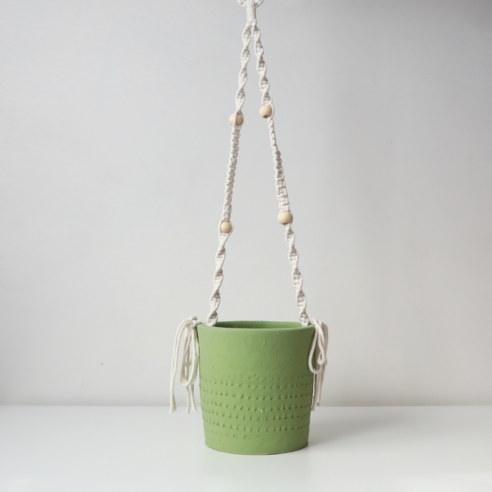 Lacey Hanging Pot in Green