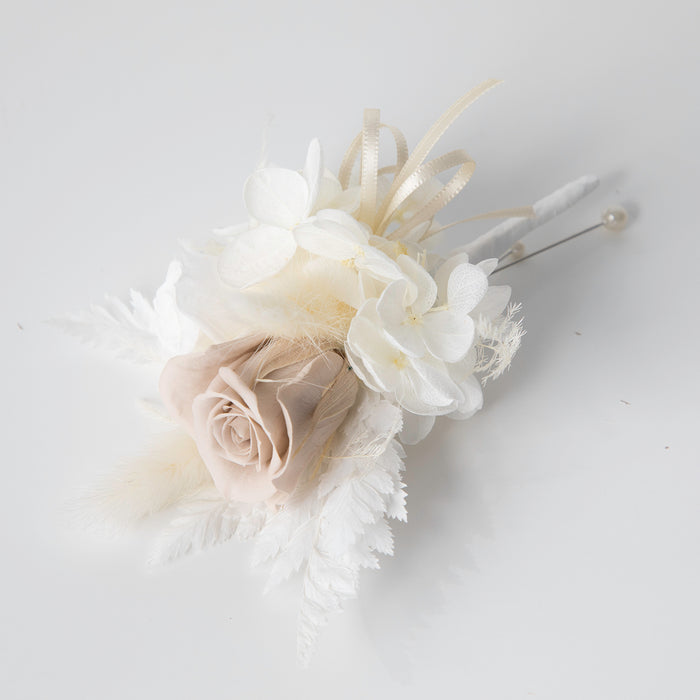 Dried Buttonhole Nude + White Rose
