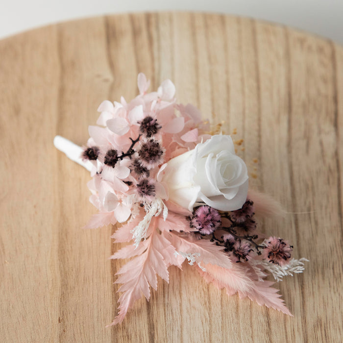 Dried Queen Buttonhole